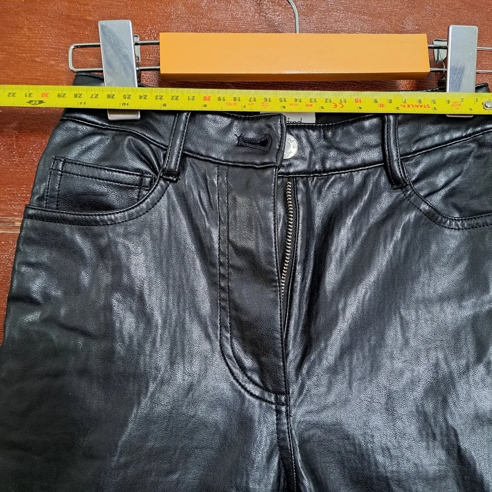 Wilfred Aritzia Black Faux Leather Pants | Size 00 | High Rise Straight Leg - Picture 6 of 10
